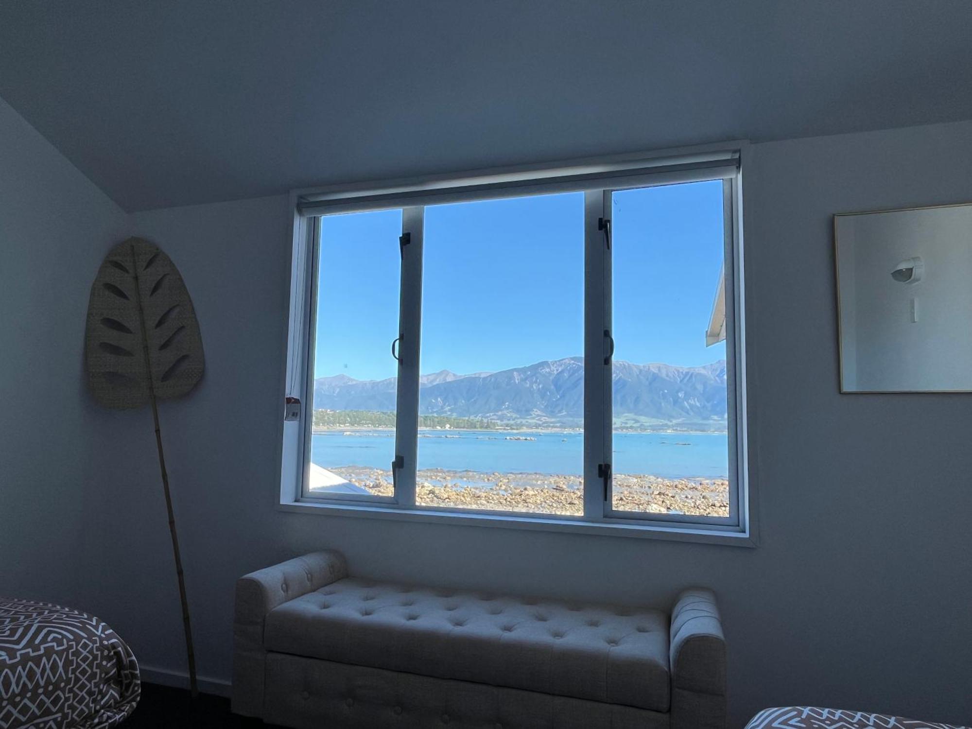 Kaikoura Seaside Lodge Exterior photo