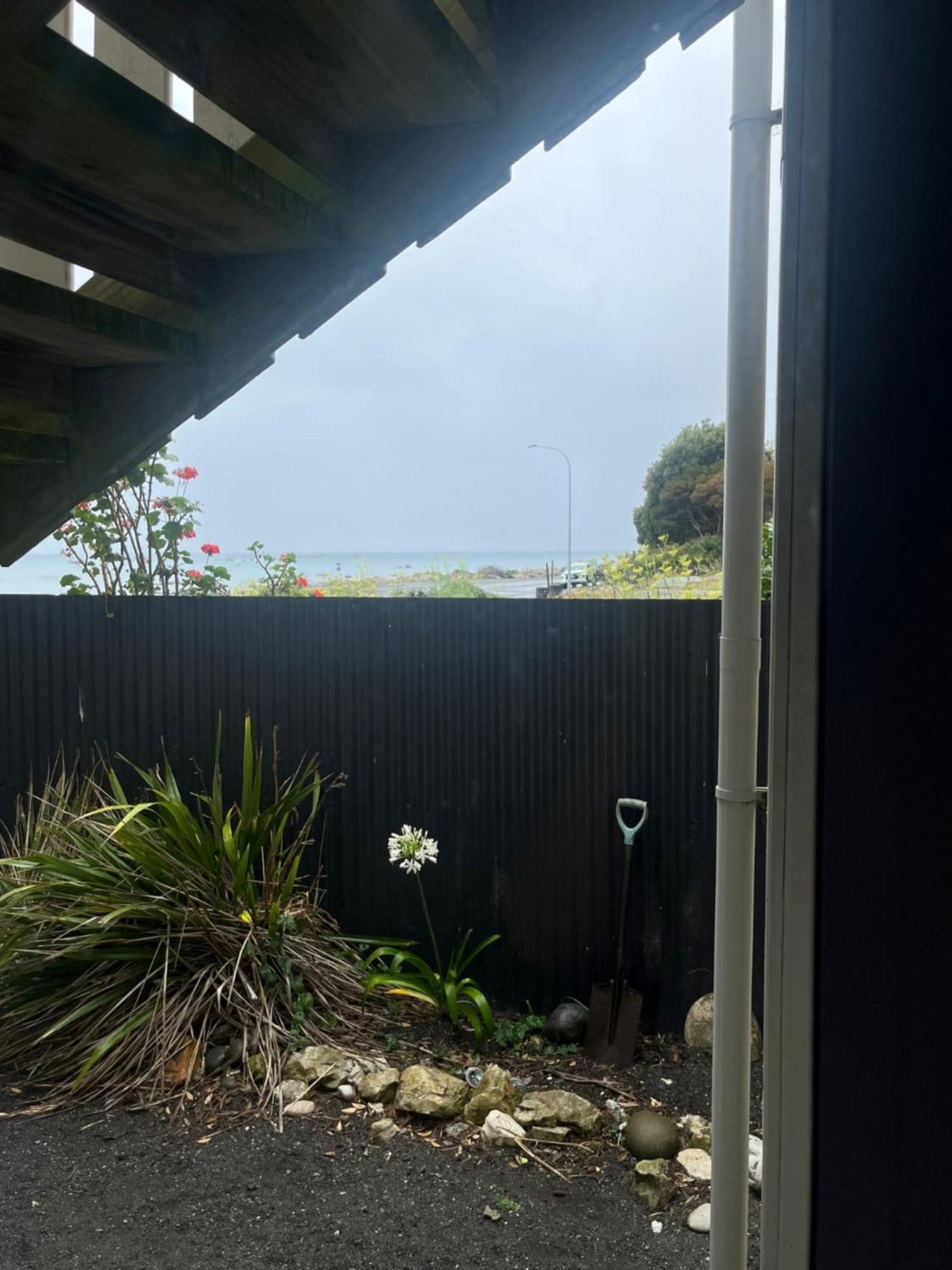 Kaikoura Seaside Lodge Exterior photo